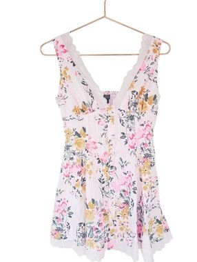 Wild Fable Pink Floral Mini Dress with Lace Trim Small